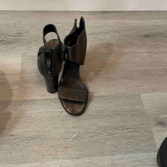 Maria Cornejo metallic heels - Picture 1 of 2